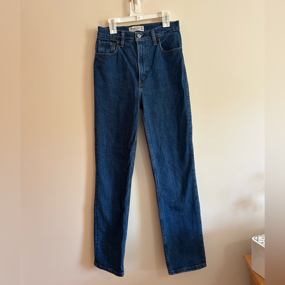 Abercrombie 90s Straight Ultra High Rise Jeans